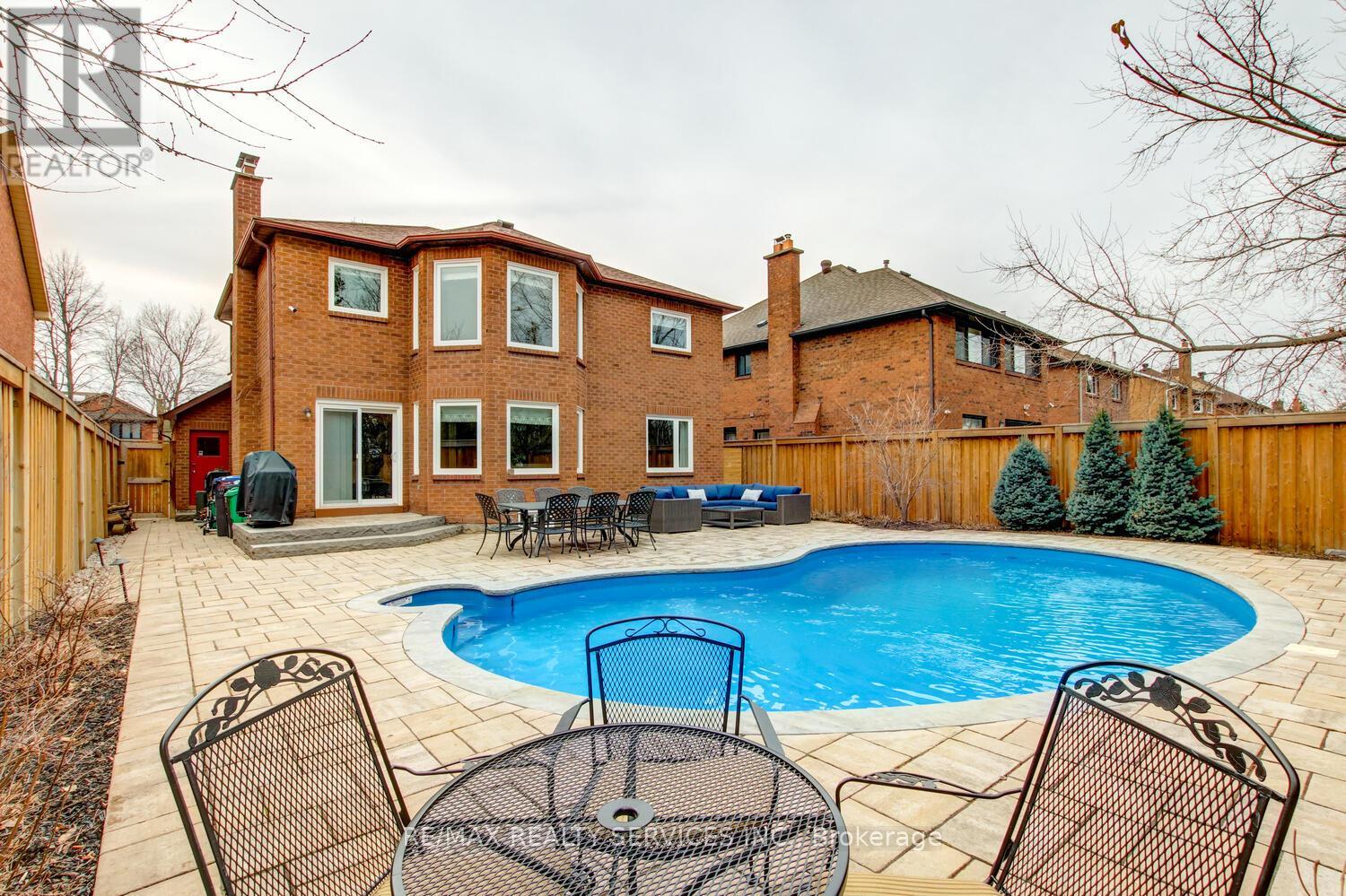 28 Chickadee Crescent, Brampton, Ontario  L6Z 3L2 - Photo 43 - W13475404