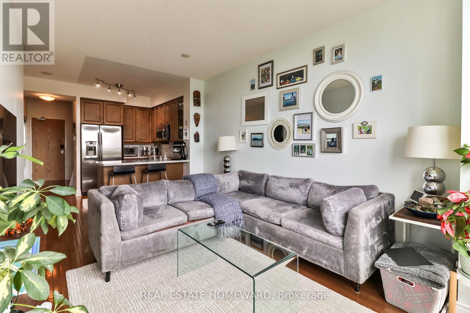 608 - 1900 Lake Shore Boulevard W, Toronto, Ontario  M6S 1A4 - Photo 9 - W13475352