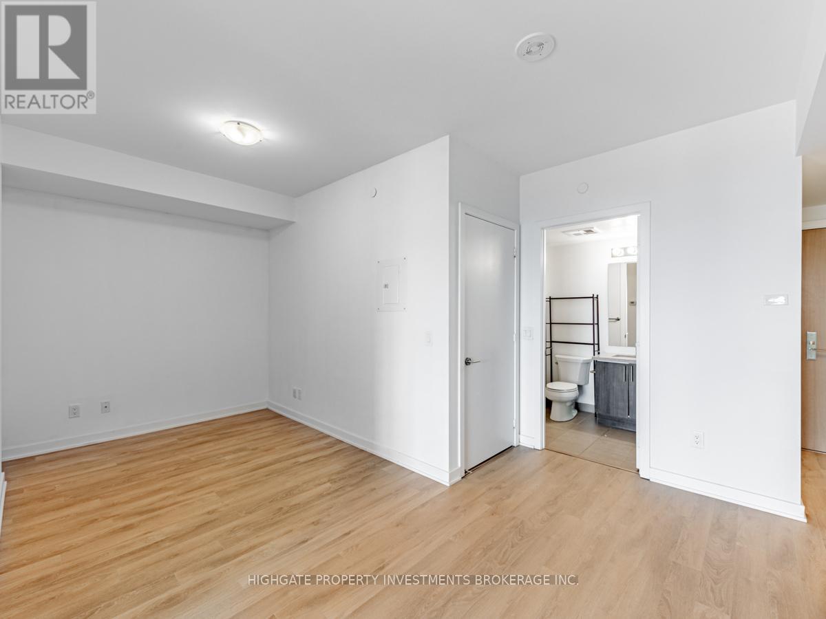 306 - 16 Mcadam Avenue, Toronto, Ontario  M6A 1S5 - Photo 5 - W13475328