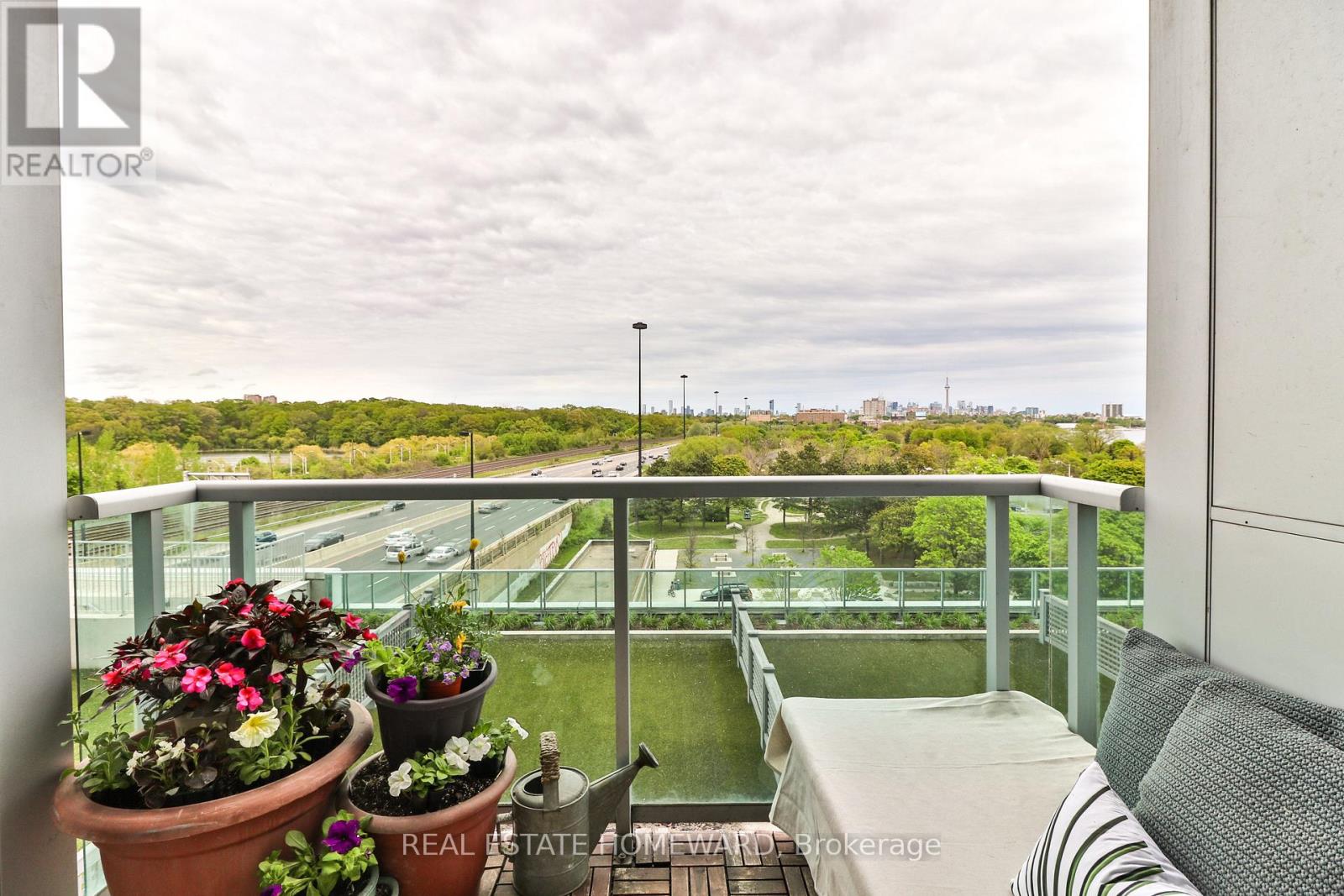 608 - 1900 Lake Shore Boulevard W, Toronto, Ontario  M6S 1A4 - Photo 26 - W13475352