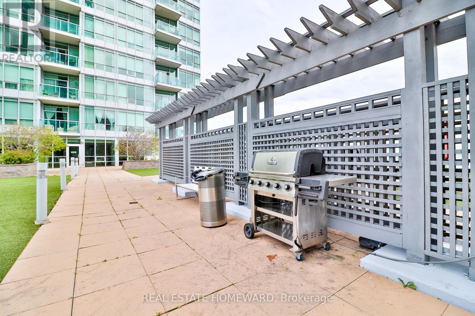 608 - 1900 Lake Shore Boulevard W, Toronto, Ontario  M6S 1A4 - Photo 31 - W13475352