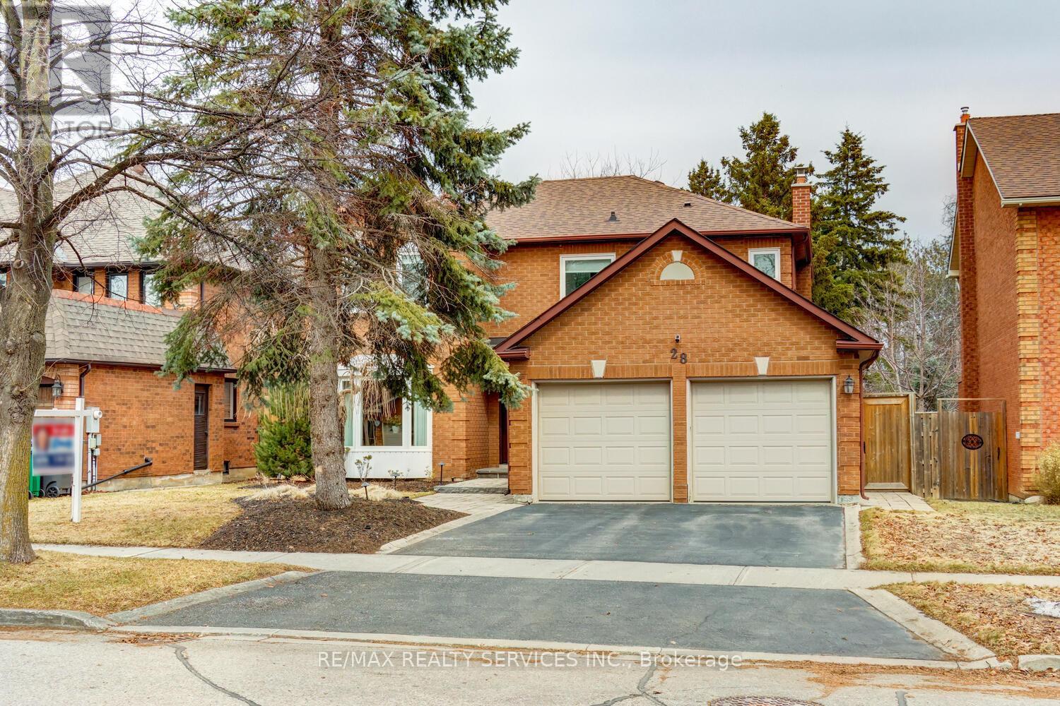 28 Chickadee Crescent, Brampton, Ontario  L6Z 3L2 - Photo 3 - W13475404