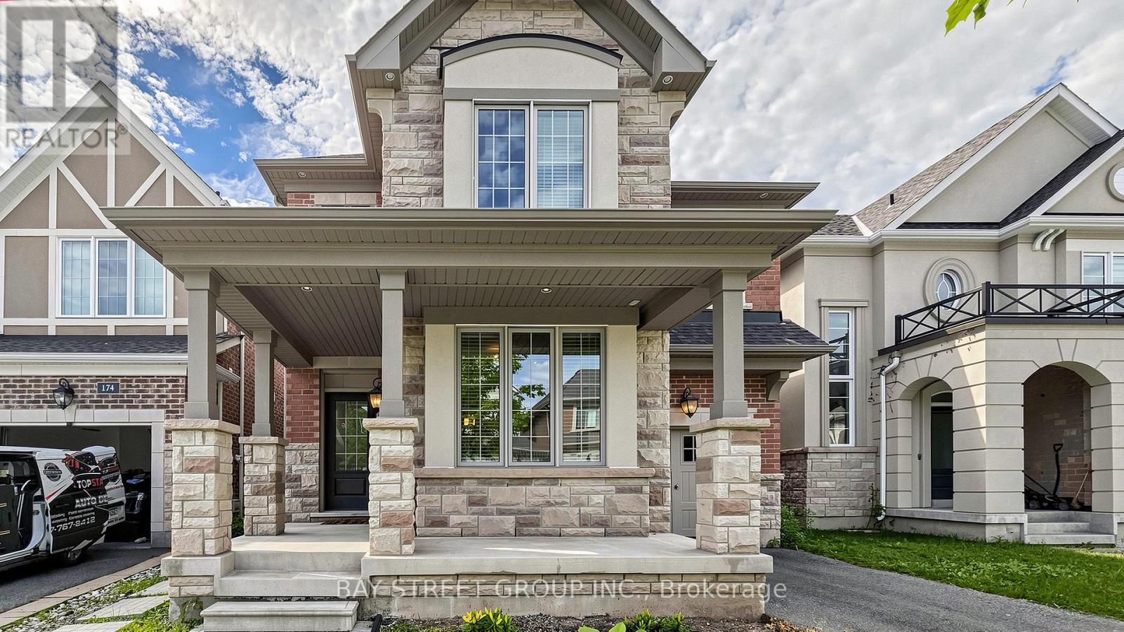 170 Fowley Drive, Oakville, Ontario  L6H 0M8 - Photo 2 - W13475450