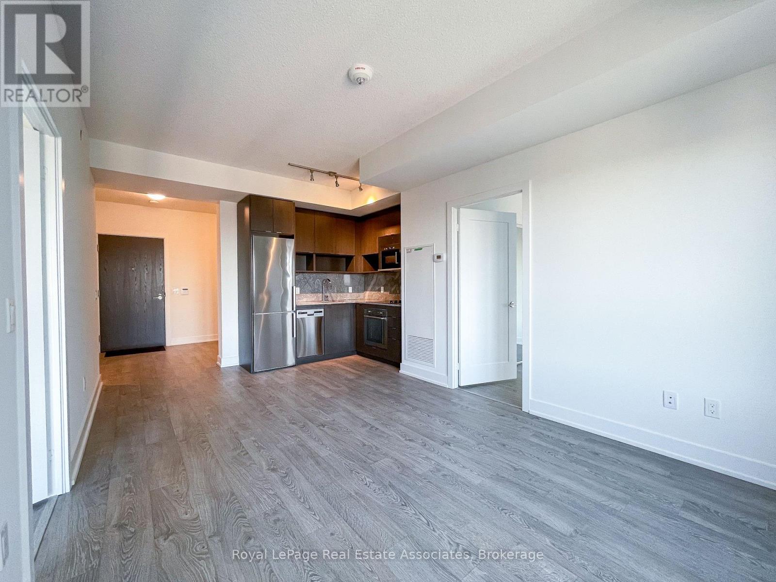 3307 - 7 Mabelle Avenue, Toronto, Ontario  M5T 0C9 - Photo 3 - W13475874