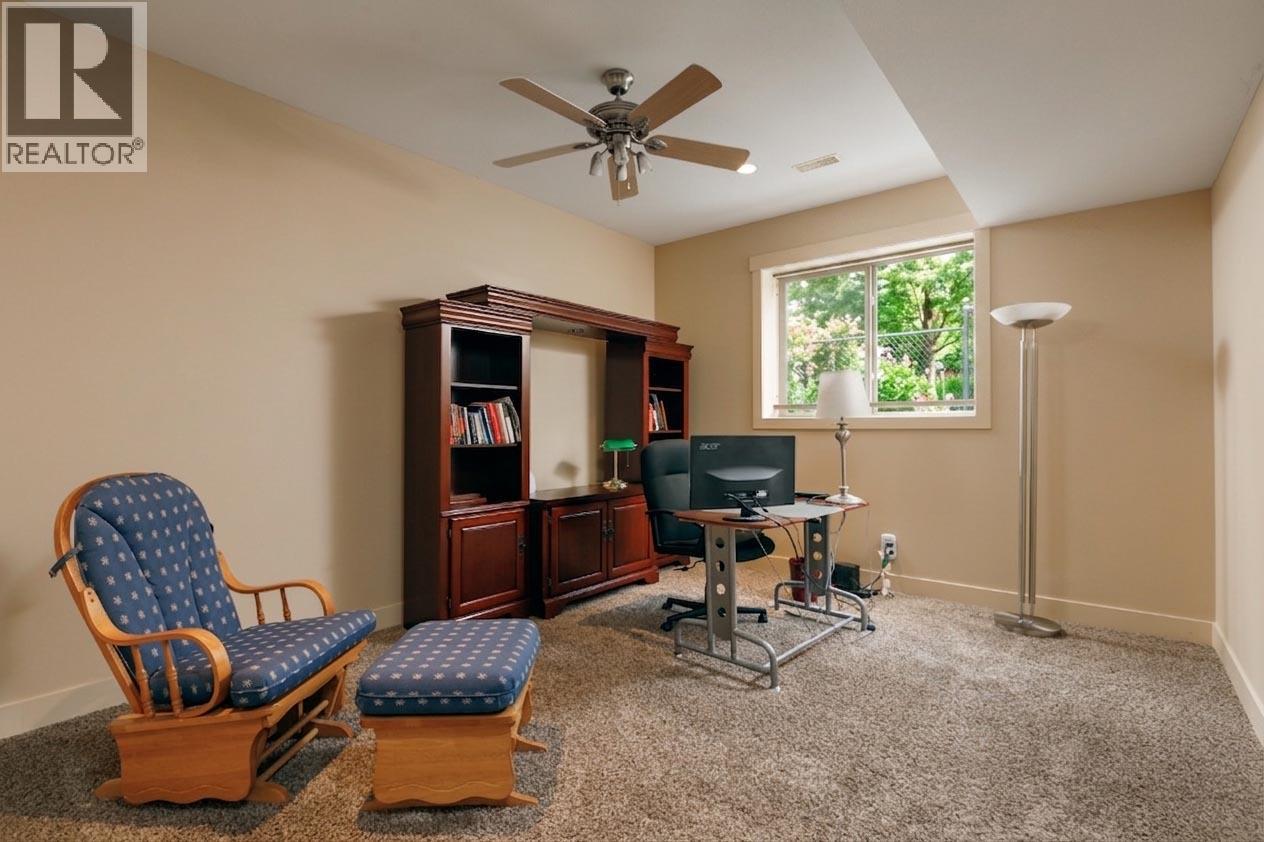 742 Crozier Avenue, Kelowna, British Columbia  V1W 5H4 - Photo 40 - 10391421