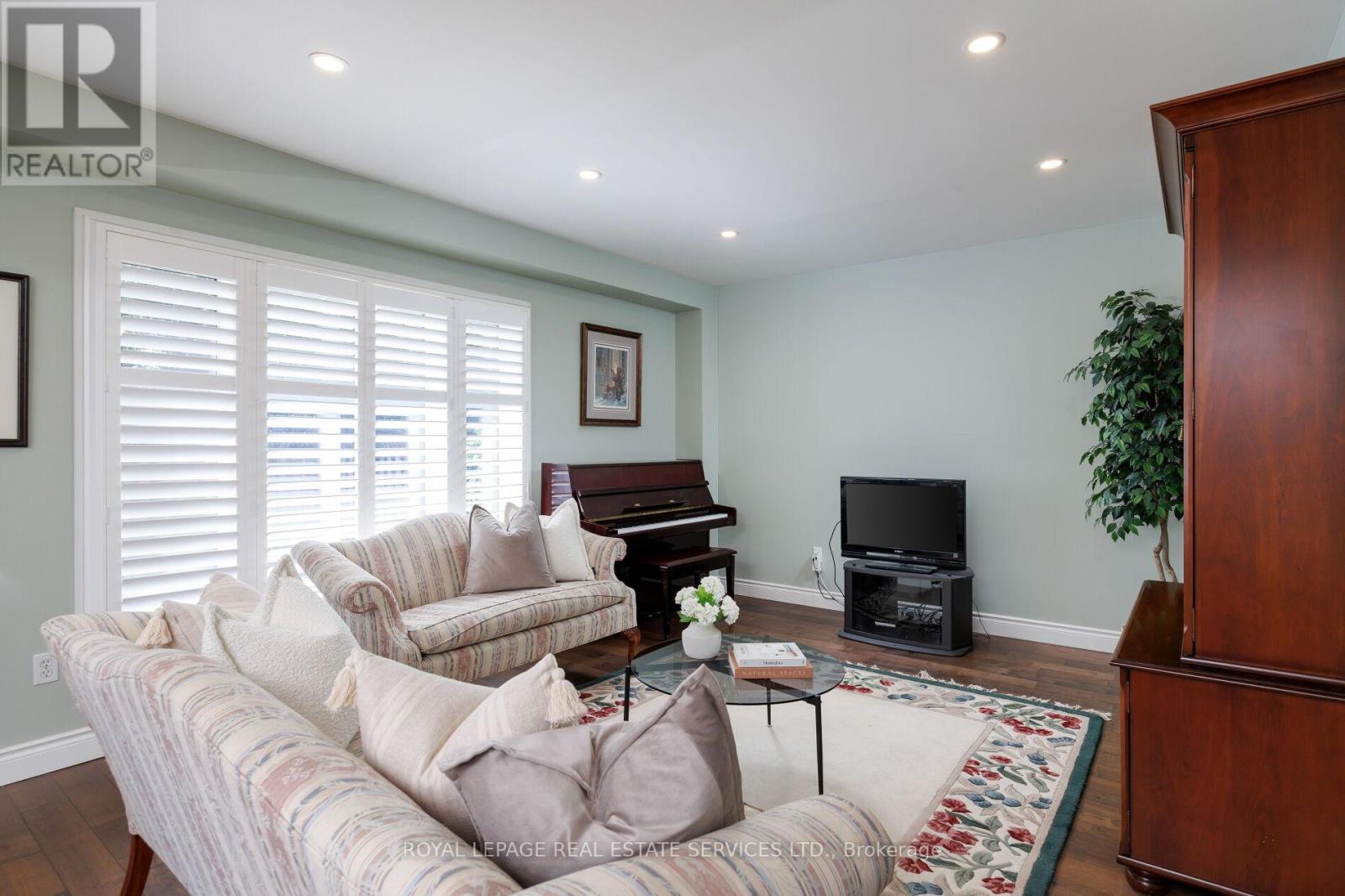 2140 Stillmeadow Road, Oakville, Ontario  L6M 3R1 - Photo 7 - W13476208