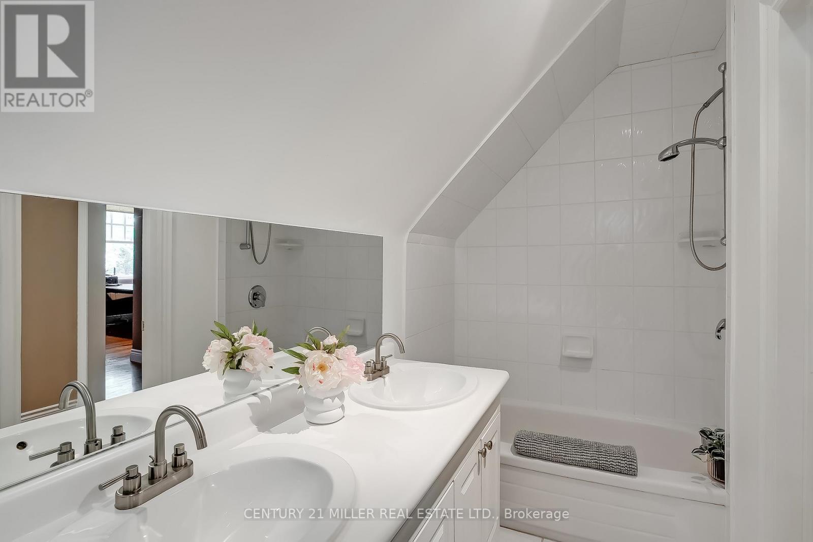 161 Dornie Road, Oakville, Ontario  L6J 4N7 - Photo 25 - W13476318