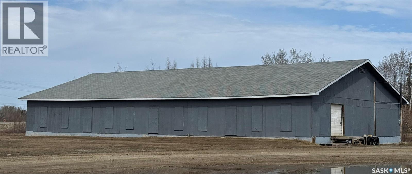 107 & 116 Brown Street, La Ronge, Saskatchewan  S0J 1L0 - Photo 2 - SK031810