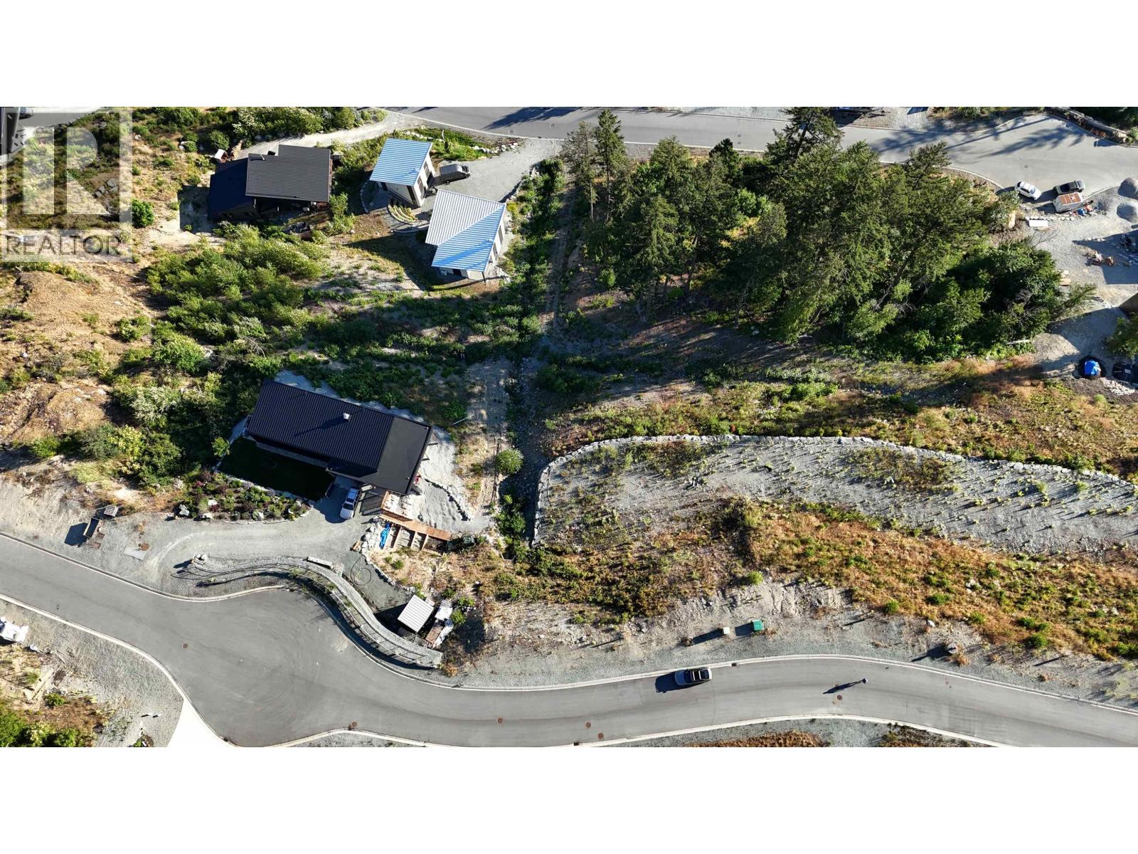 8218 Merlot Peak Drive, Pemberton, British Columbia  V0N 2L3 - Photo 13 - R3136021