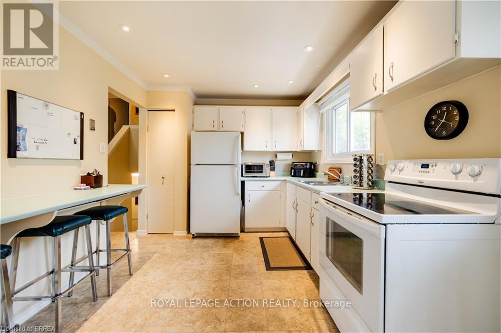 60 Woodlawn Avenue, Brantford, Ontario  N3V 1B3 - Photo 24 - X13241774
