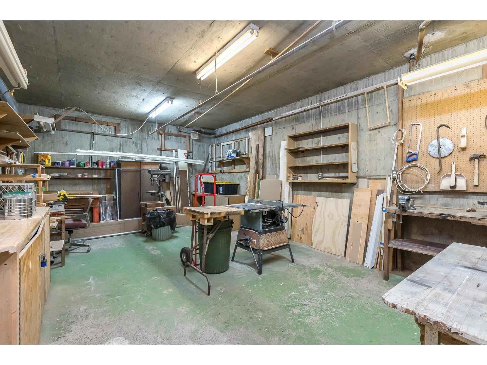 Listing image 30