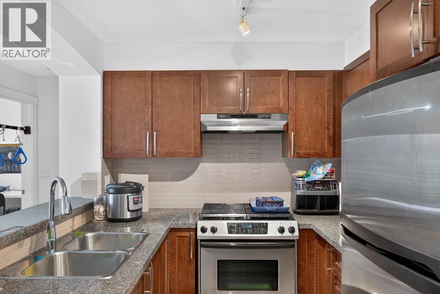 311 5725 Agronomy Road, Vancouver, British Columbia  V6T 1L9 - Photo 3 - R3138585