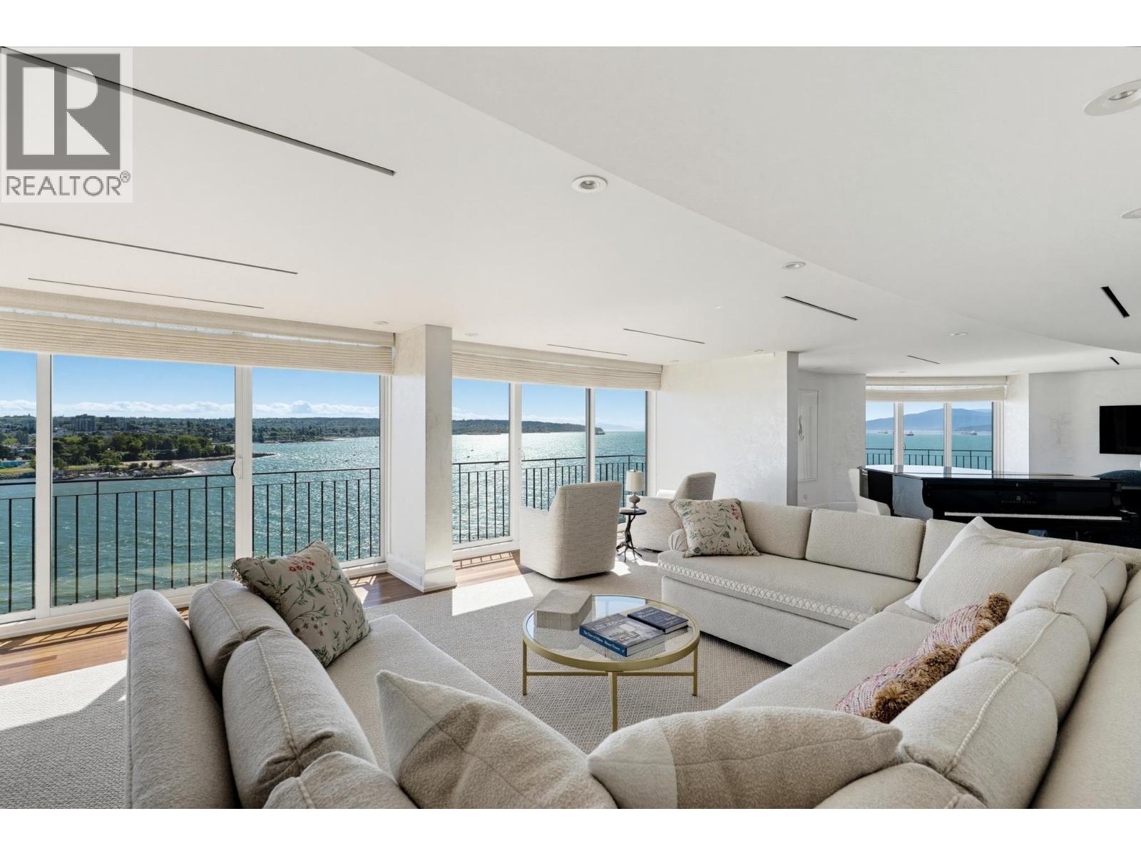 1301 1575 BEACH AVENUE