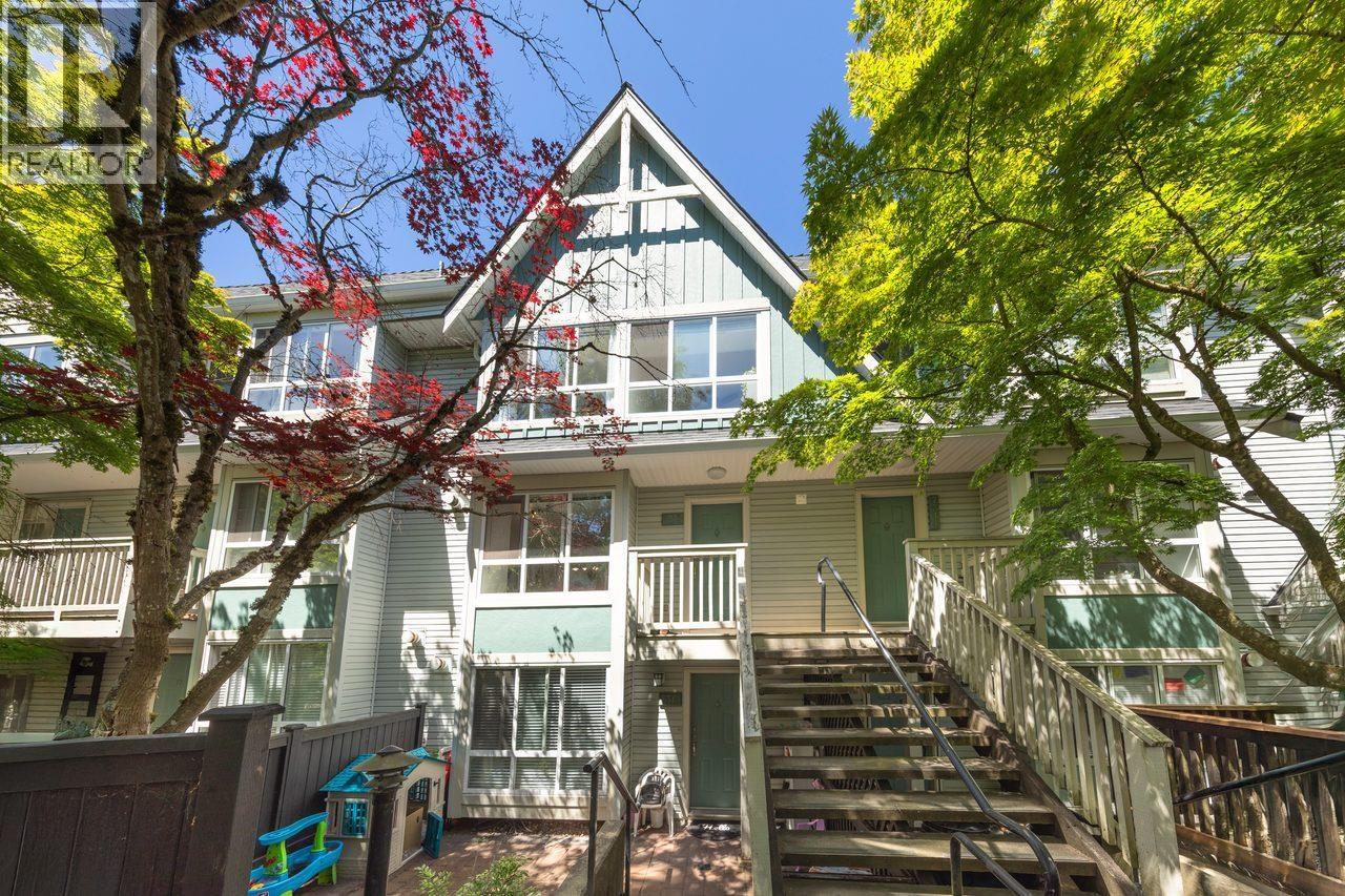7317 Magnolia Terrace, Burnaby, British Columbia  V5E 4M3 - Photo 3 - R3138628