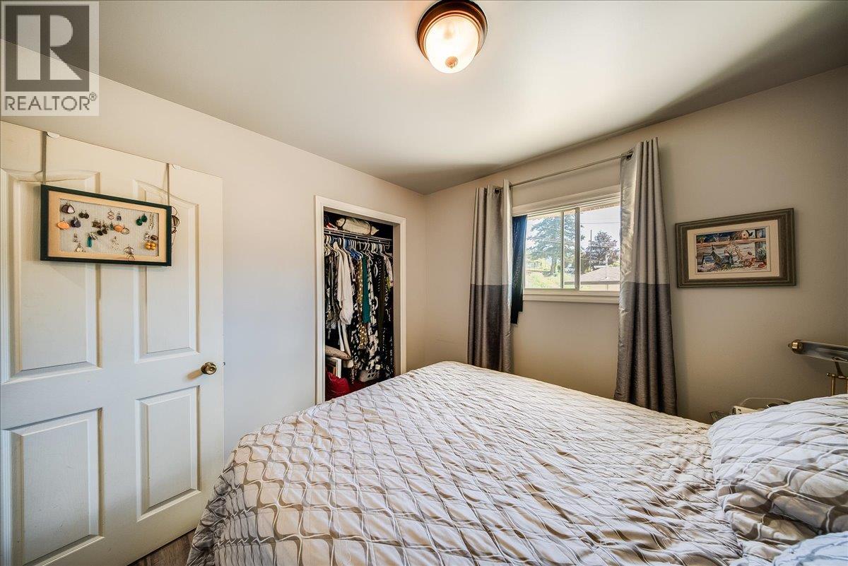 1200 Falls Road, Fruitvale, British Columbia  V0G 1P0 - Photo 18 - 10391990