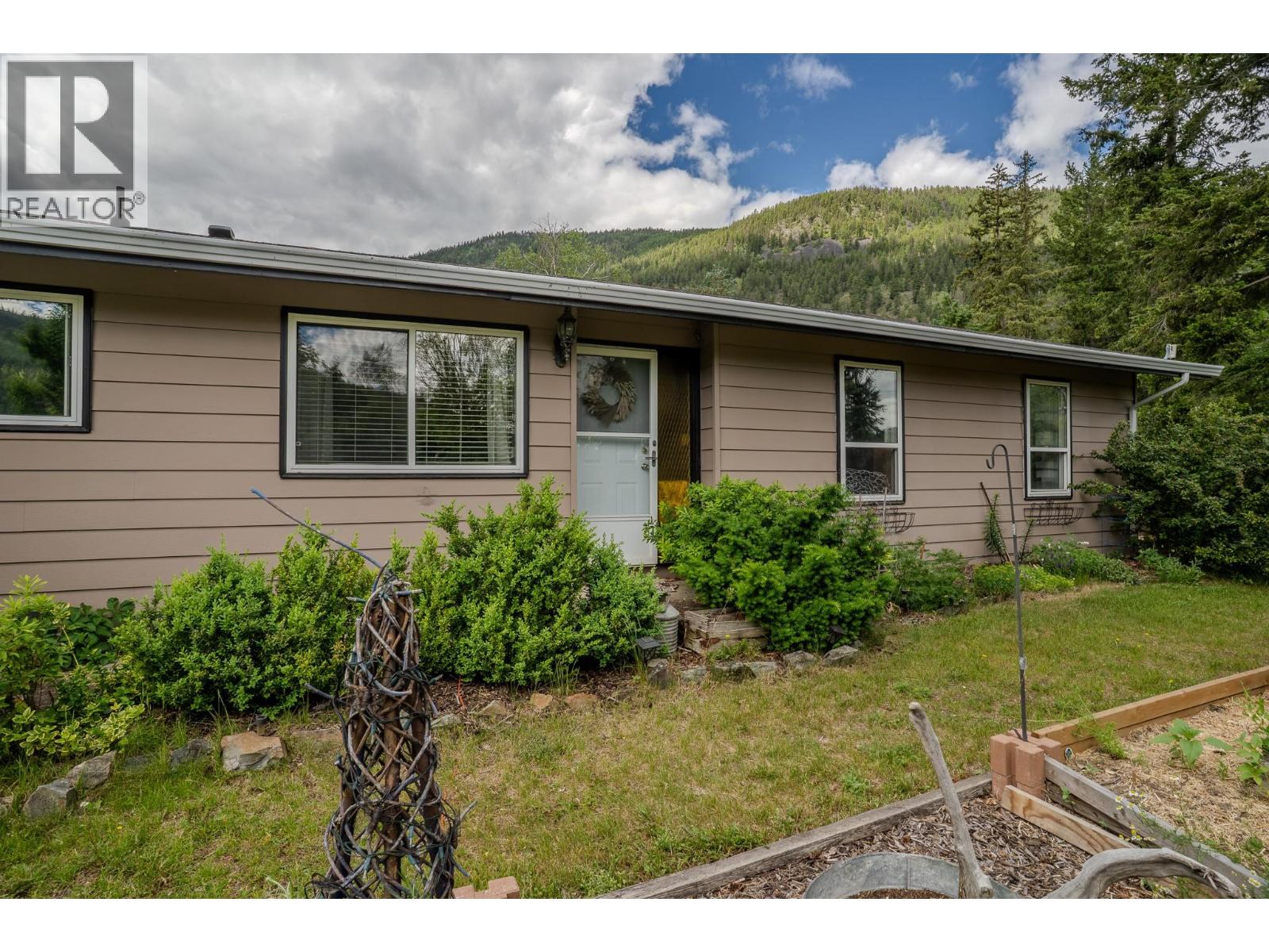 148 Mclure Ferry Road, Mclure, British Columbia  V0E 2H0 - Photo 38 - 10392148