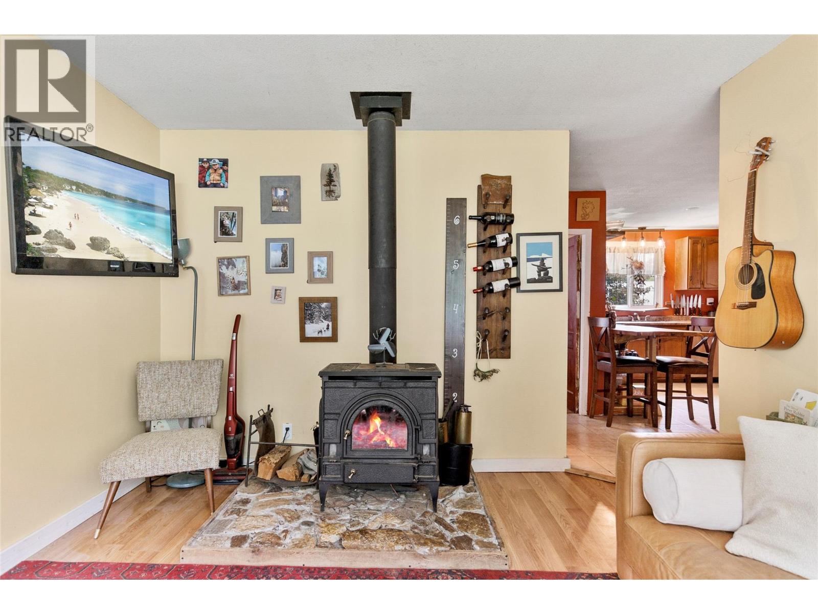 4752 Lybarger Road, Malakwa, British Columbia  V0E 2J0 - Photo 15 - 10392198