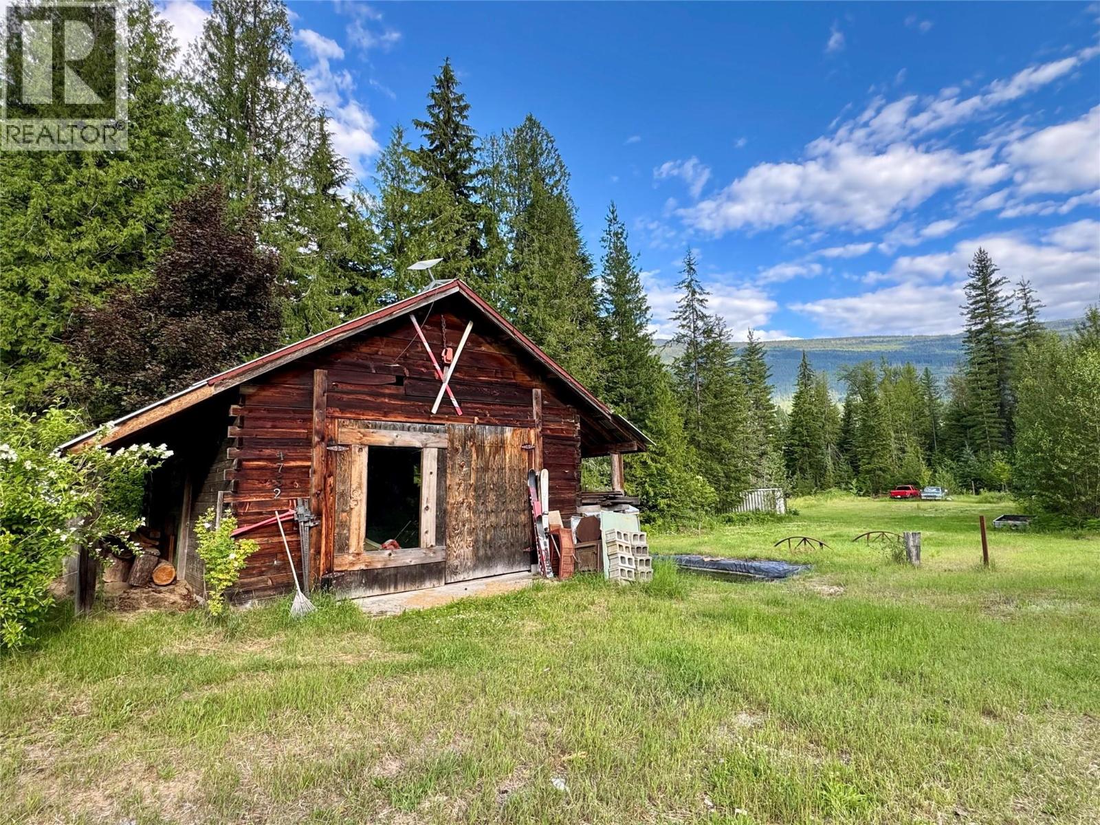4752 Lybarger Road, Malakwa, British Columbia  V0E 2J0 - Photo 41 - 10392198