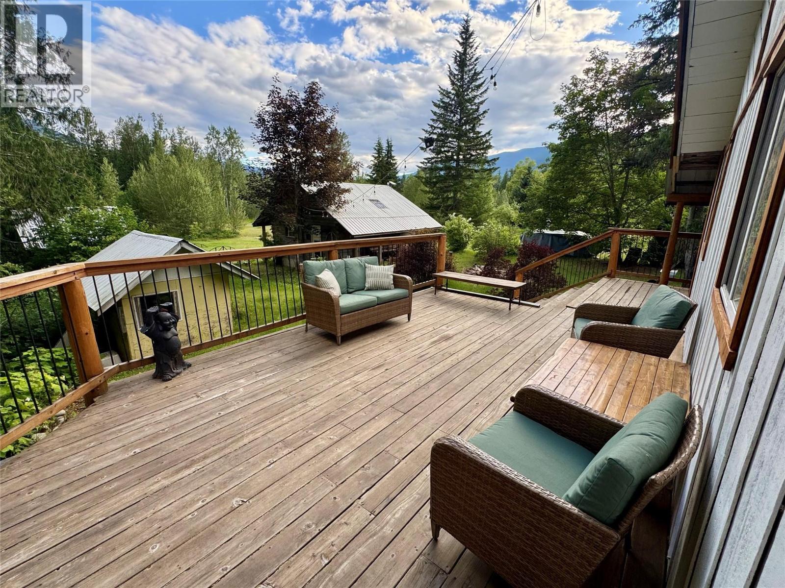 4752 Lybarger Road, Malakwa, British Columbia  V0E 2J0 - Photo 34 - 10392198