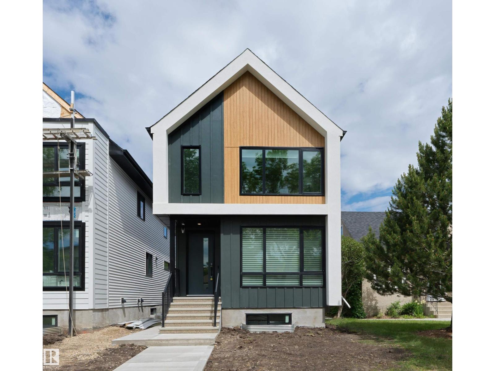 8134 77 AV NW, Edmonton, Alberta
