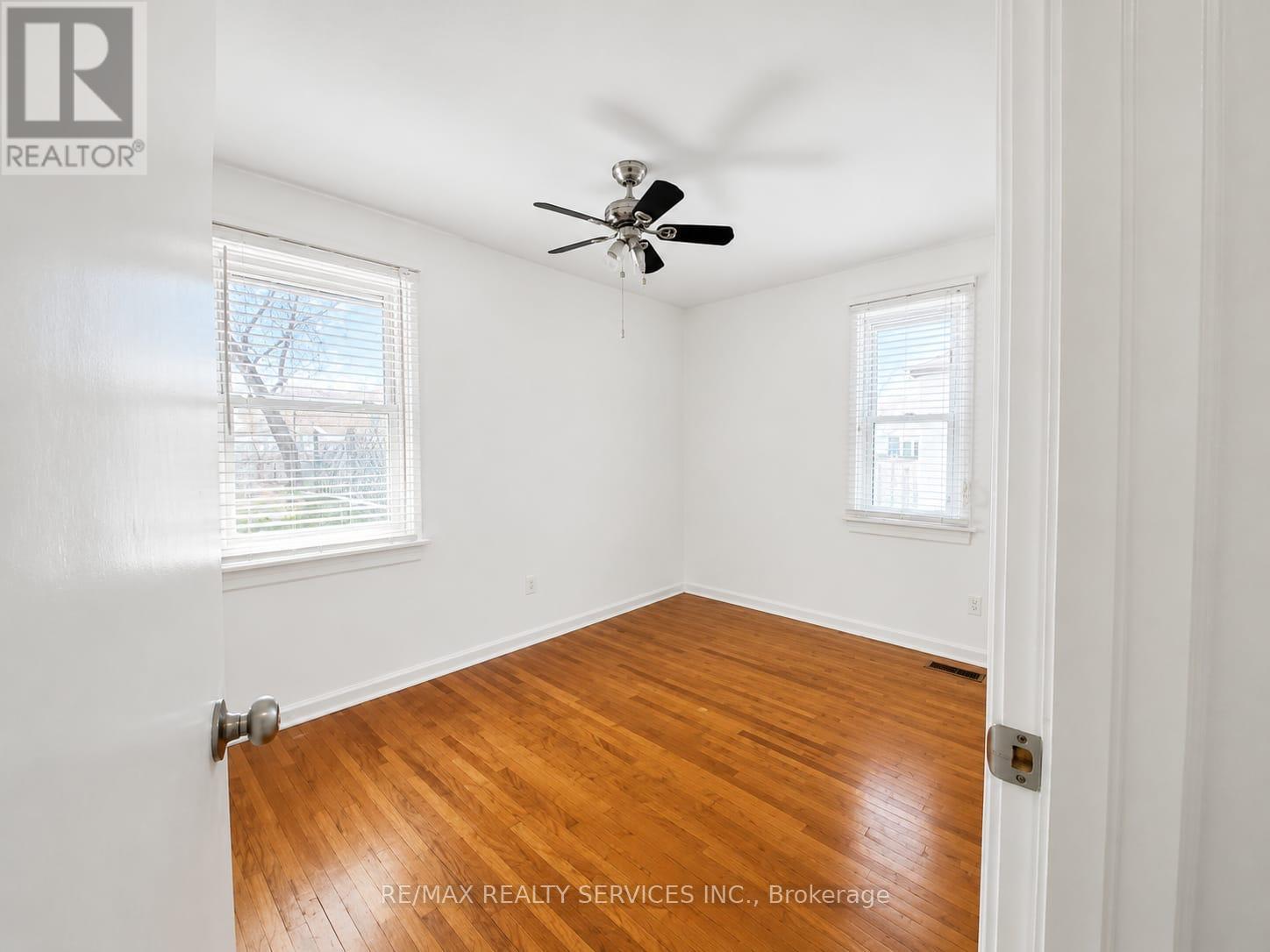 245 Haddon Ave Avenue, Hamilton, Ontario  L8S 1X9 - Photo 4 - X13472600