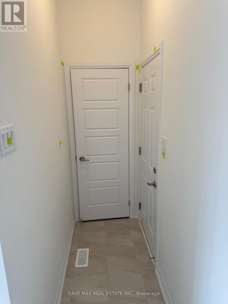 265 Velvet Way, Thorold, Ontario  L2V 0N9 - Photo 7 - X13472534