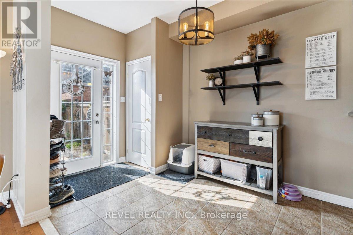 63 Westhampton Way, Hamilton, Ontario L8E 6C6 - Photo 17 - X13472816