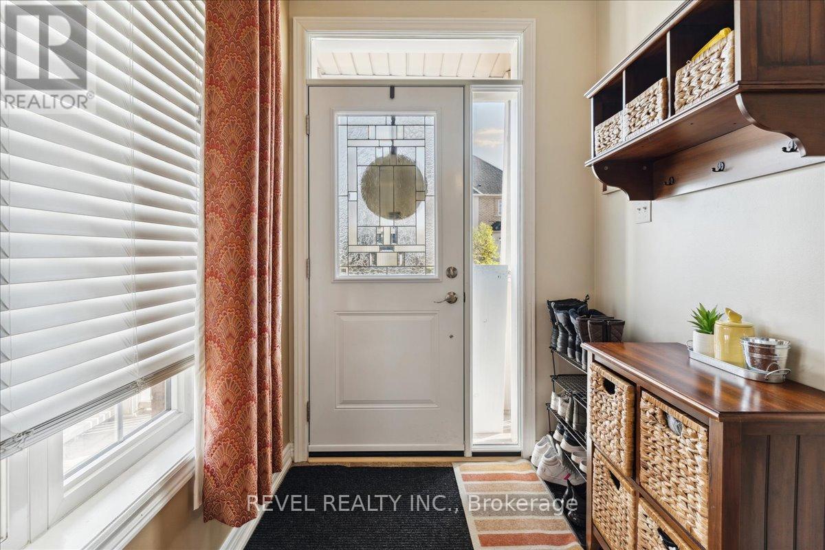 63 Westhampton Way, Hamilton, Ontario L8E 6C6 - Photo 5 - X13472816