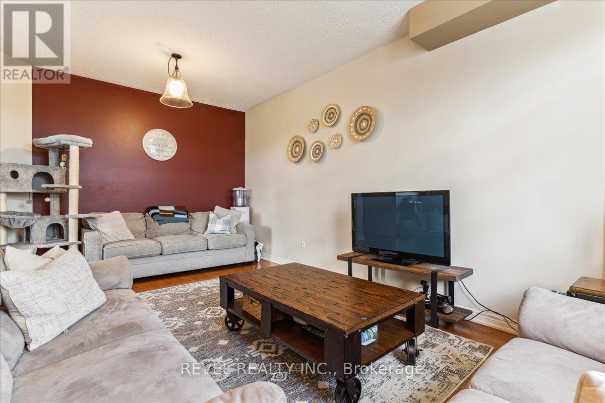 63 Westhampton Way, Hamilton, Ontario L8E 6C6 - Photo 10 - X13472816