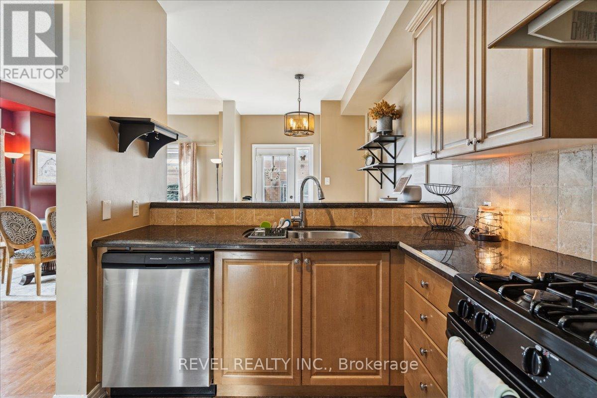 63 Westhampton Way, Hamilton, Ontario L8E 6C6 - Photo 14 - X13472816