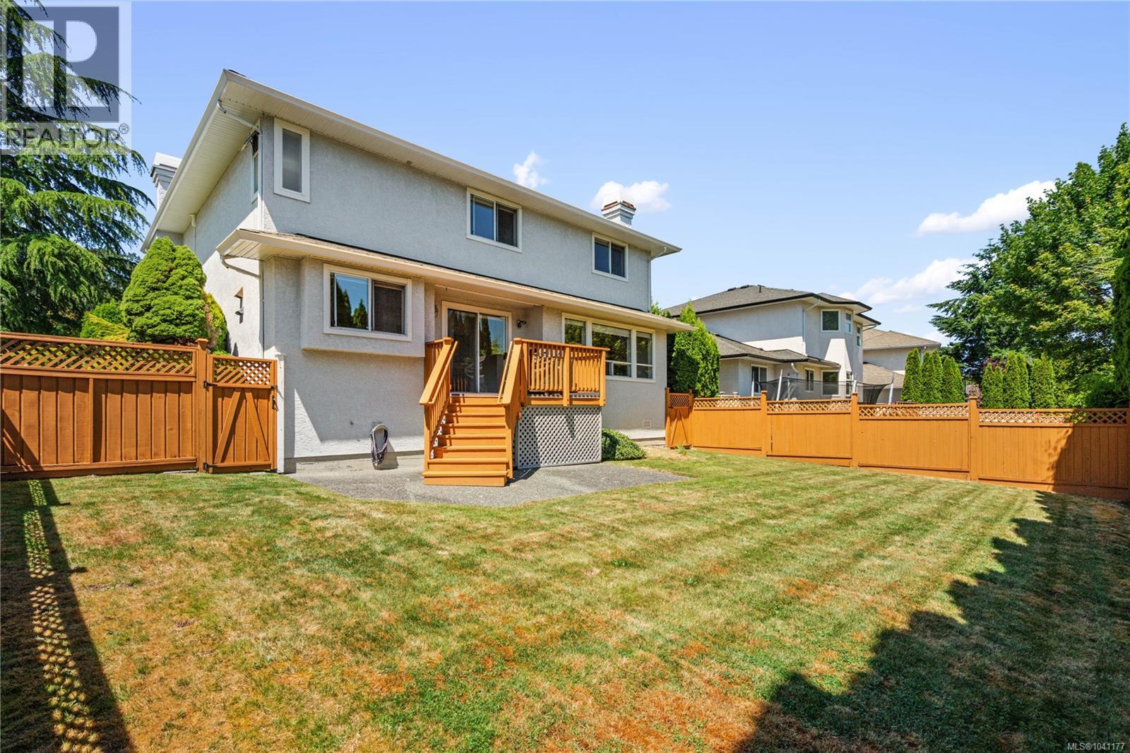 4239 Arbordale Crt, Saanich, British Columbia  V8N 6K1 - Photo 50 - 1041177