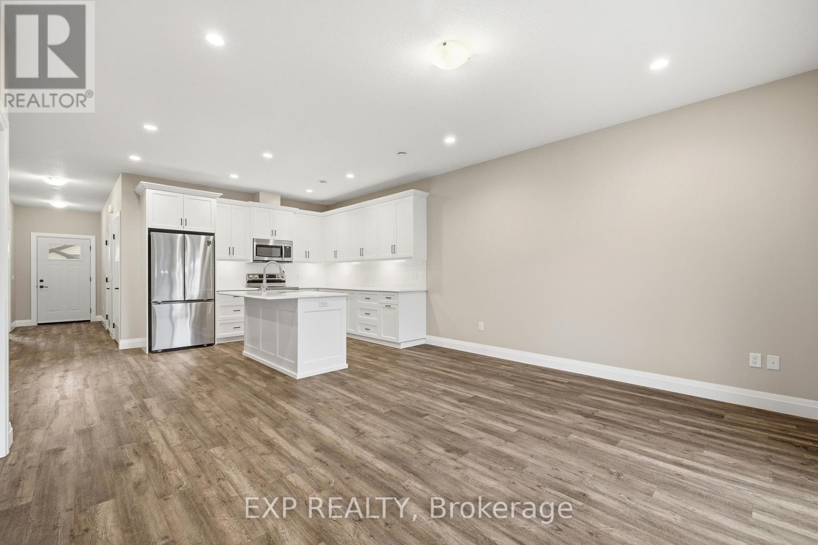 305 Henry Street S, Minto, Ontario  N0G 2P0 - Photo 7 - X13472976