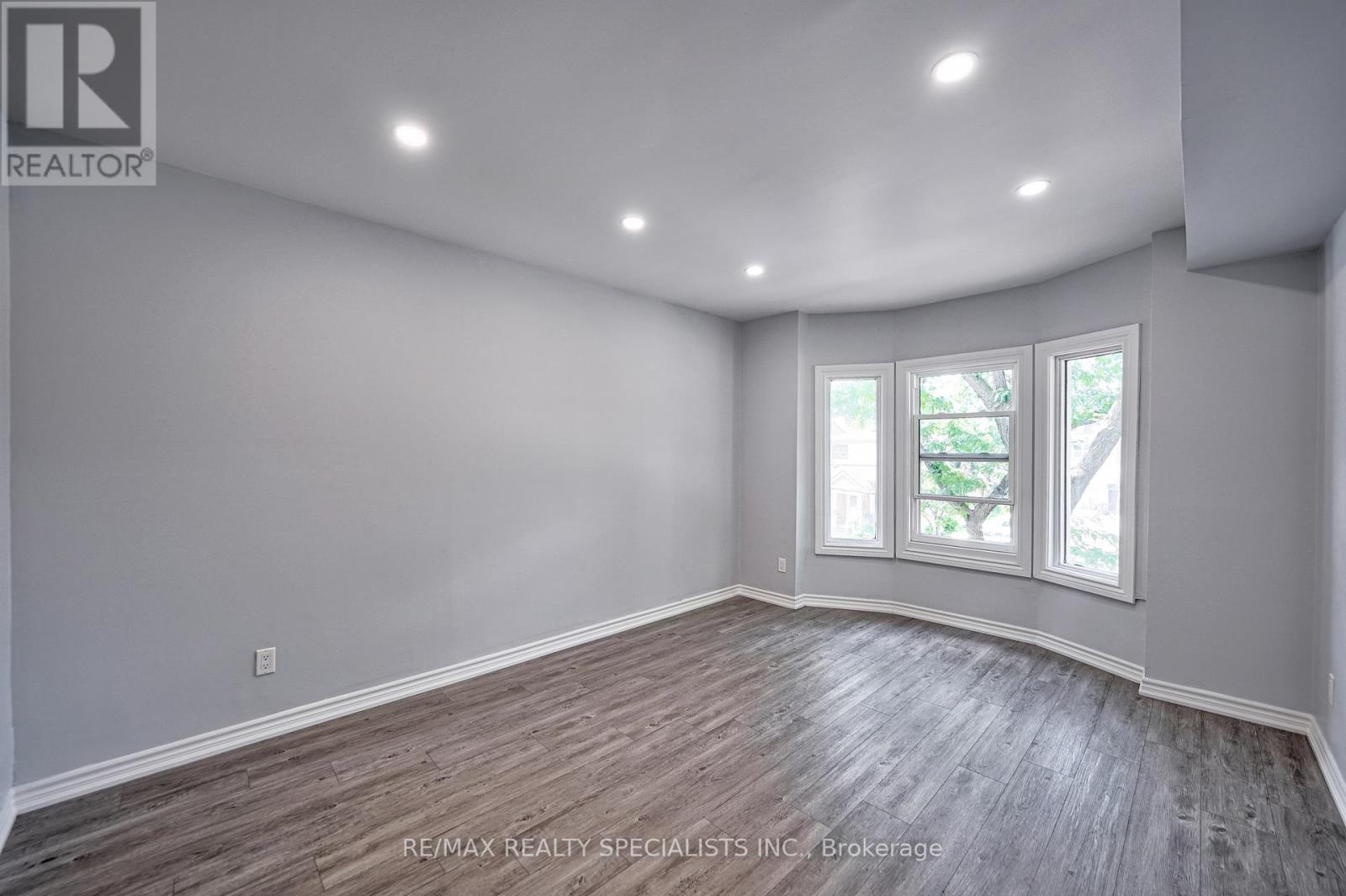 108 Victoria Avenue N, Hamilton, Ontario  L8L 5E5 - Photo 11 - X13473090