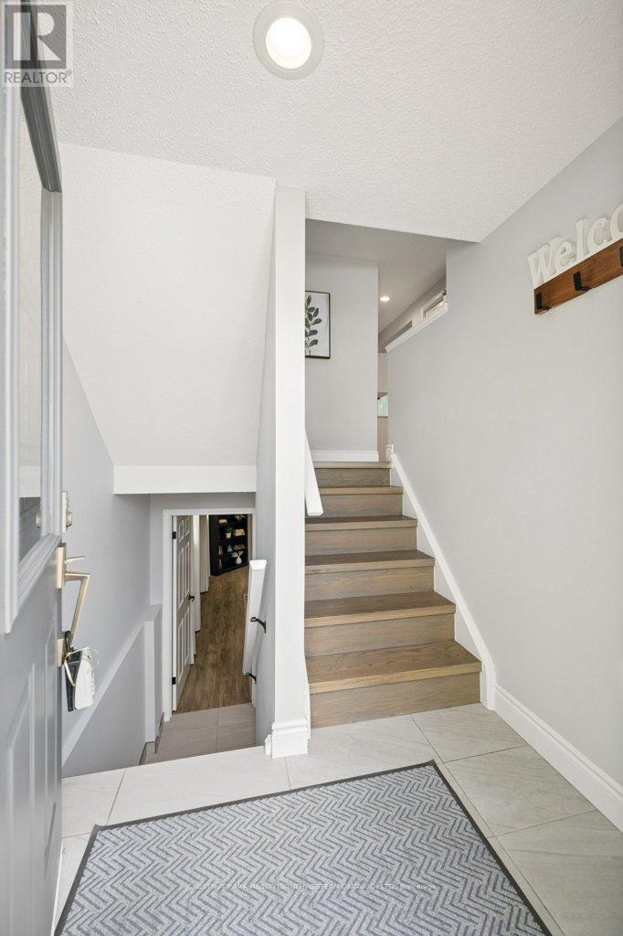 530 Penny Lane, Waterloo, Ontario  N2T 2L2 - Photo 6 - X13473080