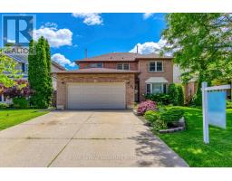54 RANDOLF COURT, Hamilton, Ontario