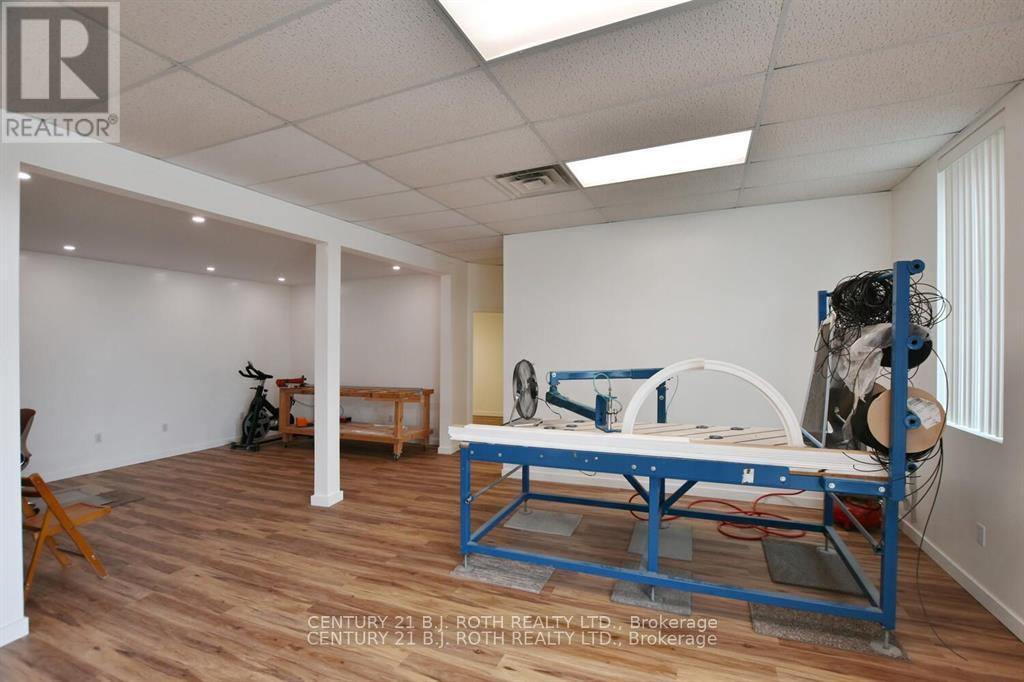 240 9th Avenue E, Owen Sound, Ontario  N4K 2A3 - Photo 12 - X13473456