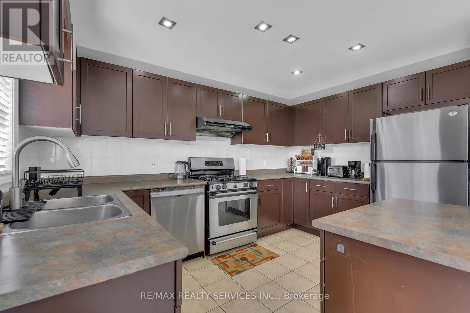 7009 Kalar Road, Niagara Falls, Ontario  L2H 3J6 - Photo 10 - X13473556