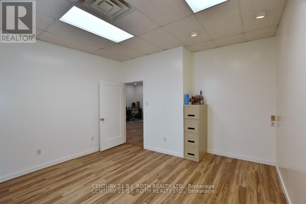 240 9th Avenue E, Owen Sound, Ontario  N4K 2A3 - Photo 17 - X13473456