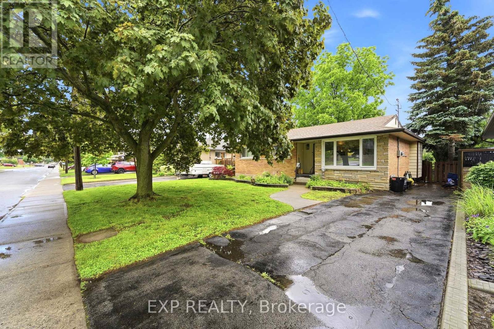 Main - 133 Kingslea Drive, Hamilton, Ontario  L8T 4A7 - Photo 2 - X13473534