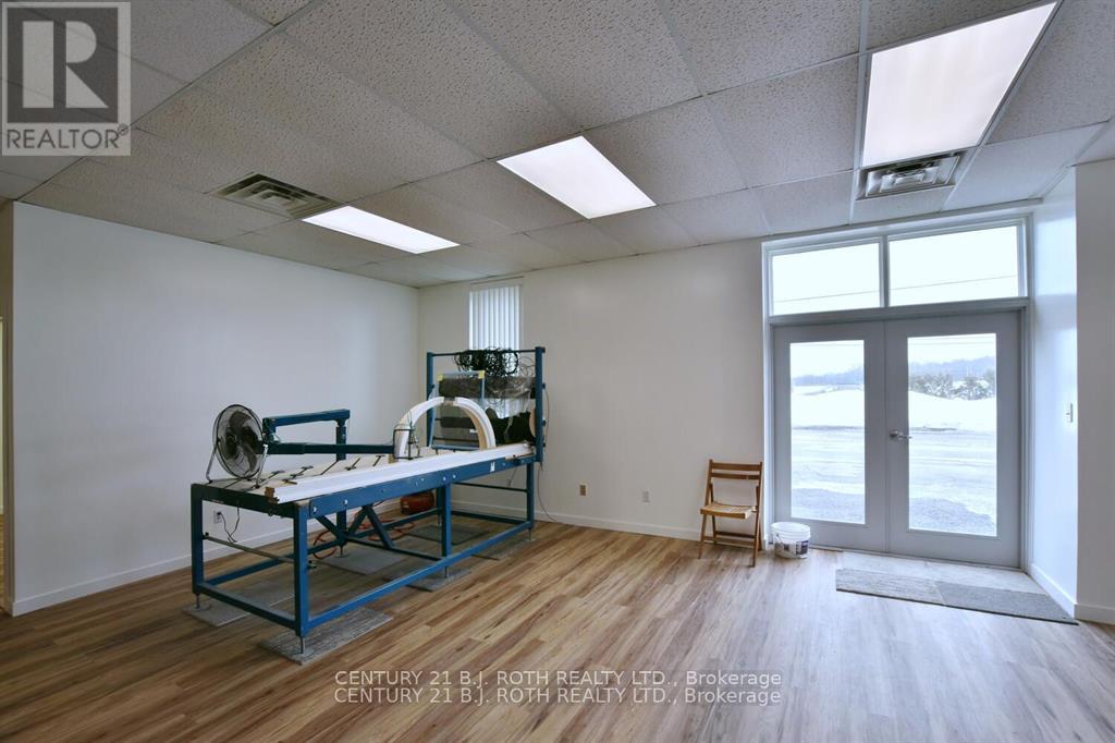 240 9th Avenue E, Owen Sound, Ontario  N4K 2A3 - Photo 8 - X13473456