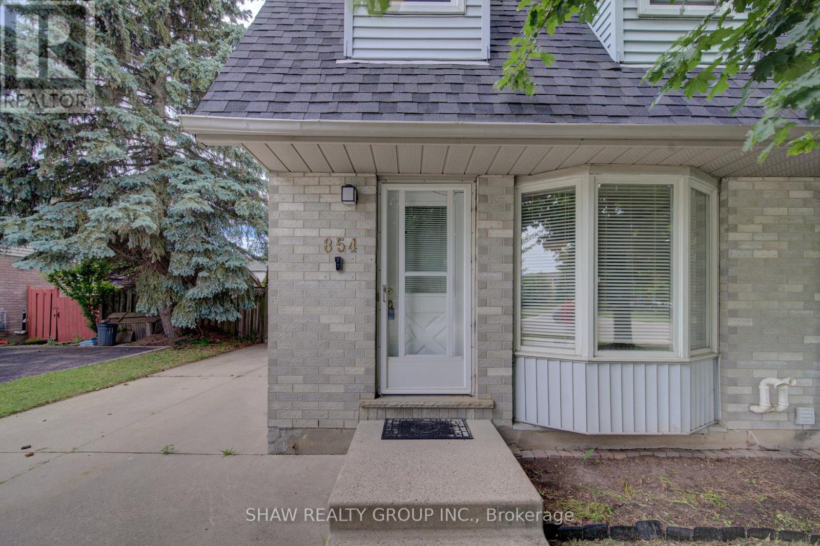 854 Elgin St N, Cambridge Street, Cambridge, Ontario  N1R 8C2 - Photo 3 - X13474520