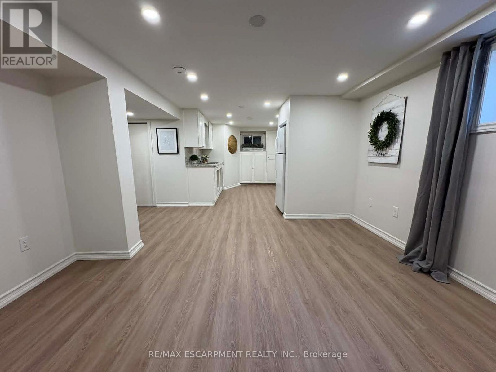 Lower - 29 East 41st Street, Hamilton, Ontario  L8T 2Z4 - Photo 15 - X13474800