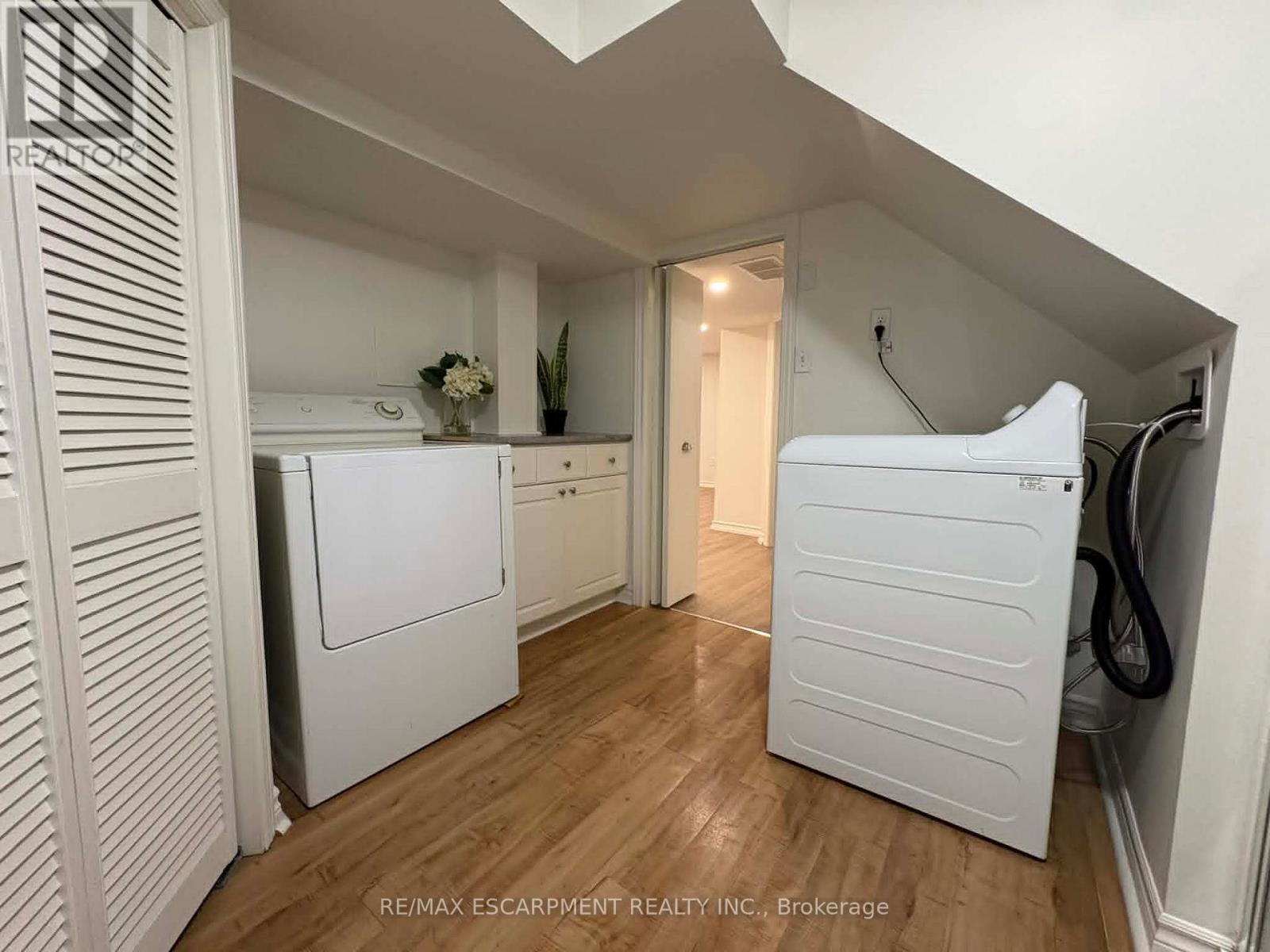 Lower - 29 East 41st Street, Hamilton, Ontario  L8T 2Z4 - Photo 12 - X13474800