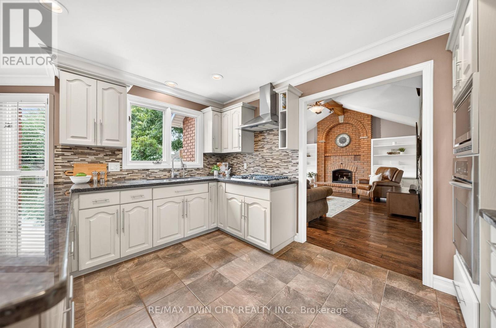 612 Stonebury Crescent, Waterloo, Ontario  N2K 3R1 - Photo 17 - X13474932