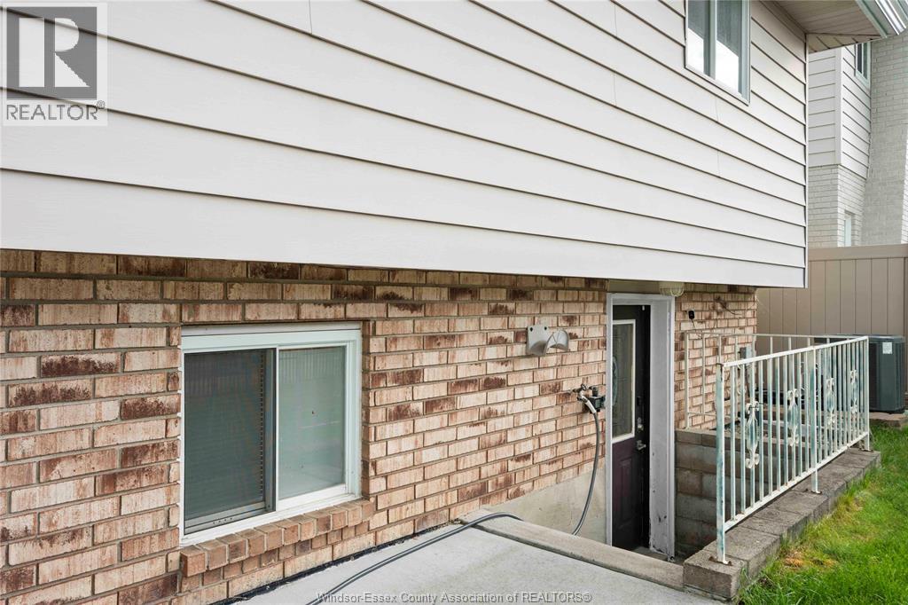 12184 Mcnorton, Tecumseh, Ontario  N8N 3Z6 - Photo 15 - 26014858
