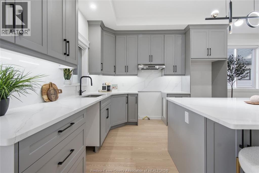 3025 Mcrobbie Crescent, Windsor, Ontario  N8R 0A7 - Photo 8 - 26014852