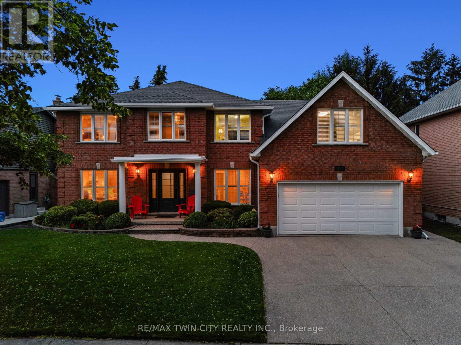 612 STONEBURY CRESCENT, Waterloo, Ontario