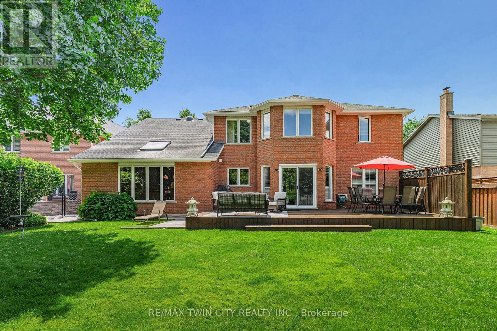 612 Stonebury Crescent, Waterloo, Ontario  N2K 3R1 - Photo 42 - X13474932
