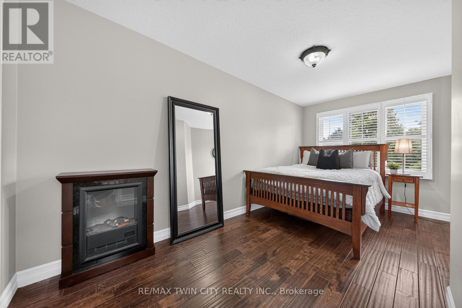 612 Stonebury Crescent, Waterloo, Ontario  N2K 3R1 - Photo 30 - X13474932