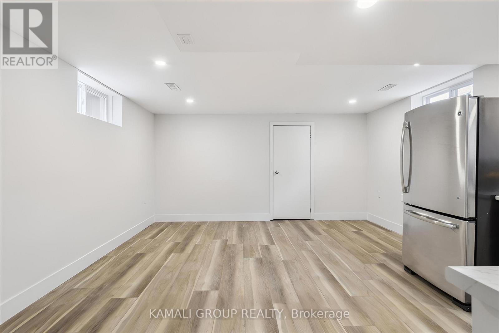 Bsmt - 2027 Brampton Street, Hamilton, Ontario L8H 3S9 - Photo 5 - X13475872